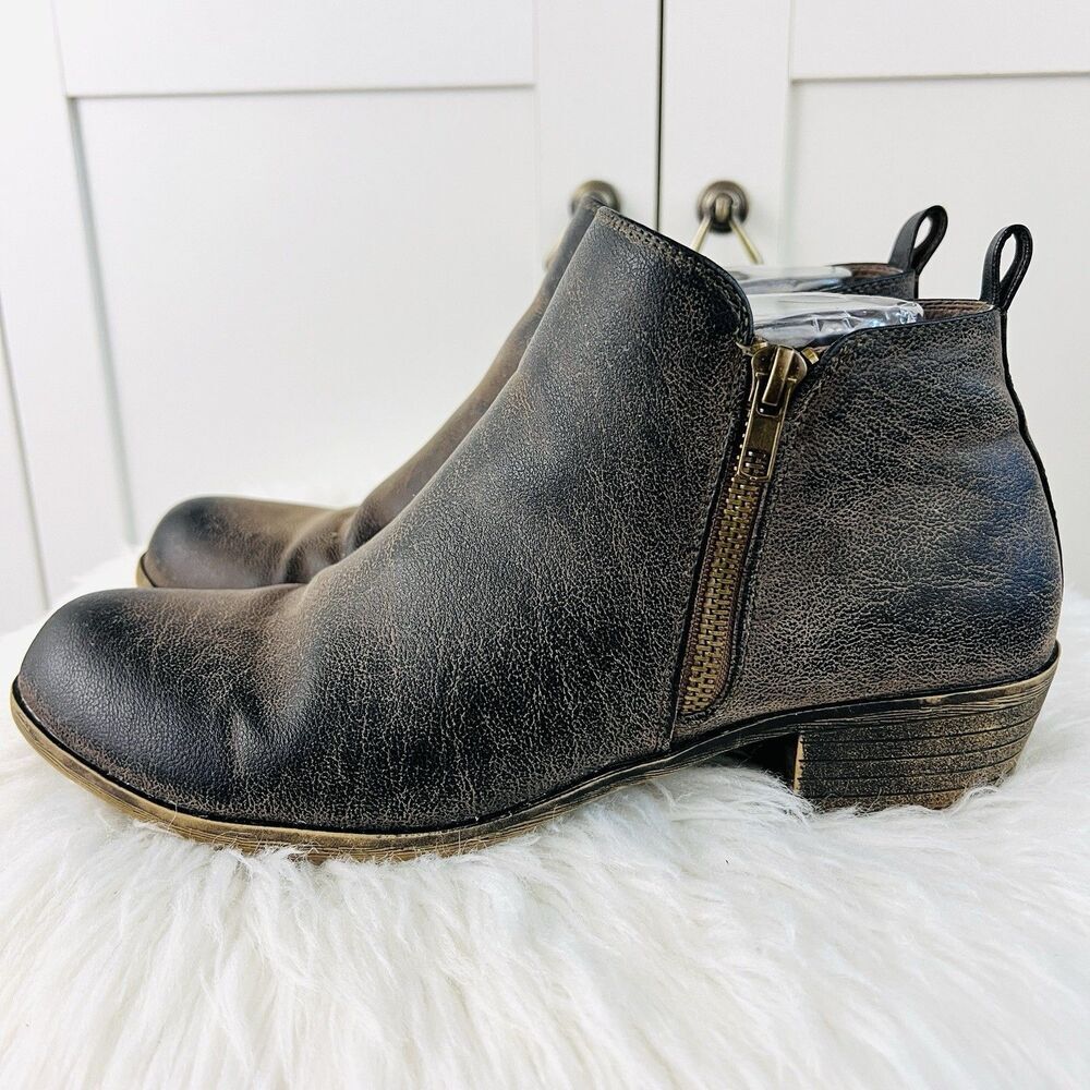 Hot Tomato Black Dusty Leather Double Side Zip Booties Womens Size 8.5